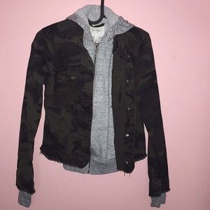 JEAN JACKET